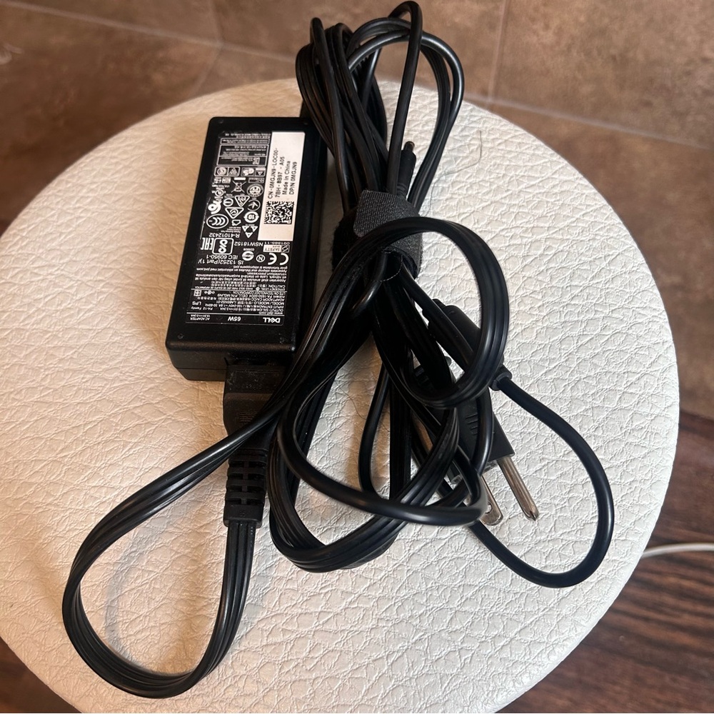 Dell Black Power Laptop Adapter 65W